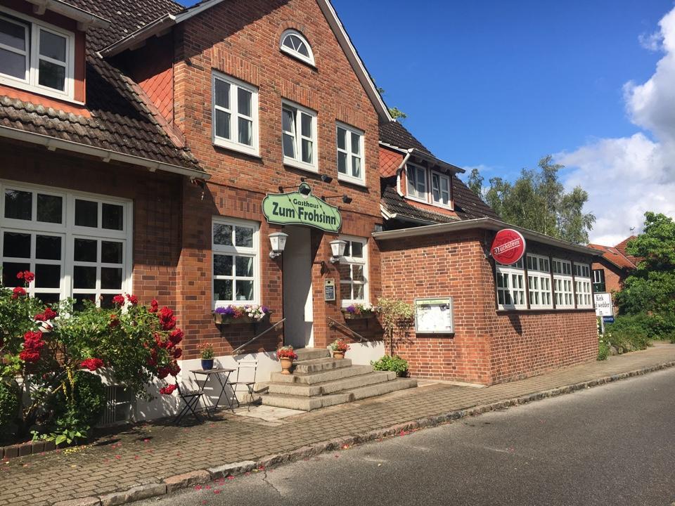 Gasthaus Zum Frohsinn Bosau Exterior photo